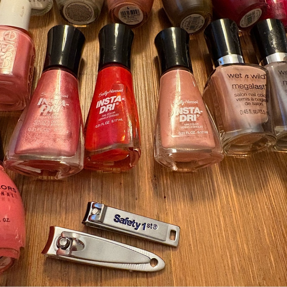 HUGE nail bundle! - Picture 11 of 16